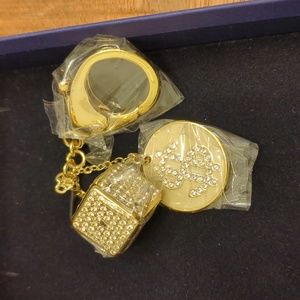 Swarovski Crystal Encrusted Gold Dice Keychain 935398